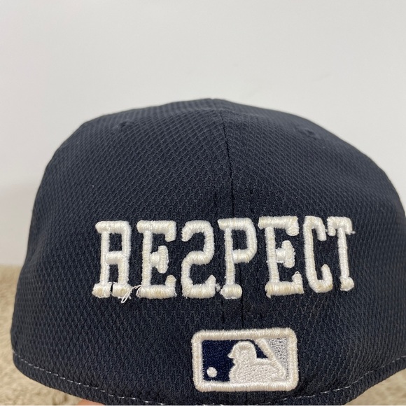 Derek Jeter New York Yankees Retirement 2014 Re2pect New Era Fitted Hat 7 1/8 - Picture 6 of 10